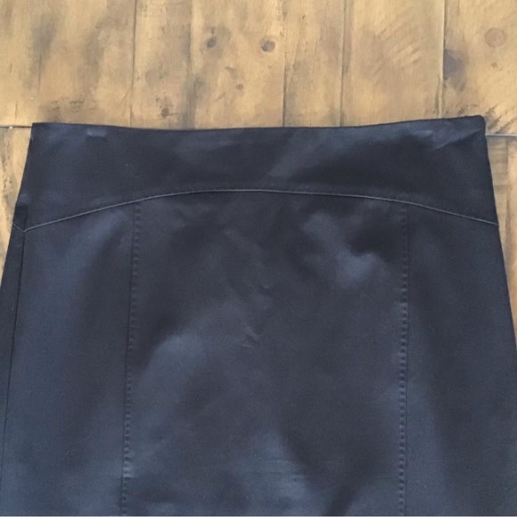 Banana Republic Bi-Stretch Pencil Skirt - Picture 3 of 13